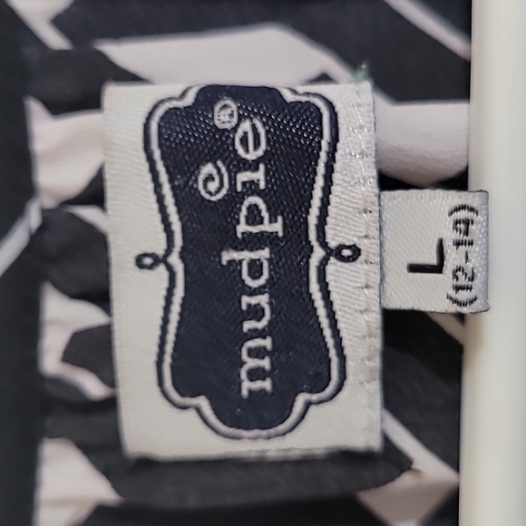 Mud Pie Women's Longsleeve Top Size Large Black & White - Picture 7 of 10